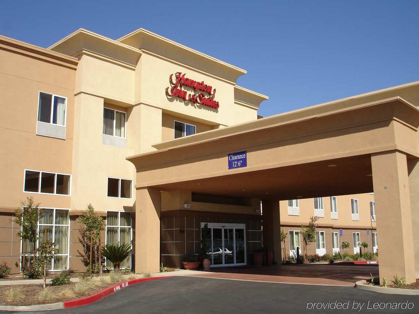 Hampton Inn And Suites Merced Exterior photo